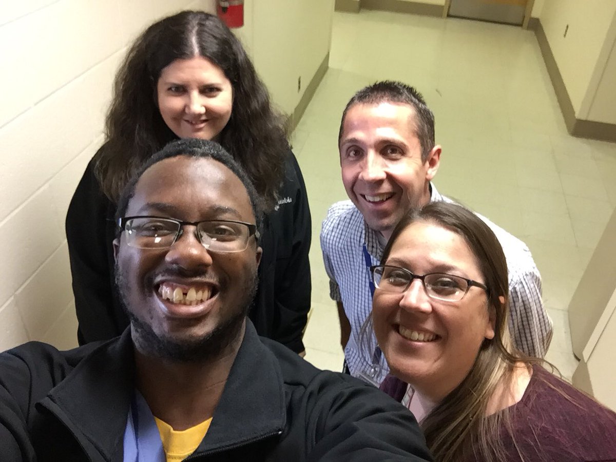 SUNYUpstatePath's tweet image. Wherever @bluehatcomics85 roams, spontaneous group gatherings tend to spring up... #jackethaveandhavenots #callforunity #swagforall