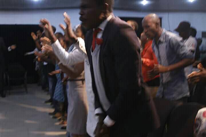 MaxkDAVE's tweet photo. Kabaye!!!! Speaking Tongues Flourishing Seed Conference with Pastor Femi Otenigbagbe. Day2 #CELZ3 #CEEricMoore #PFO #TheMoneyMan #FSCwithPFO https://t.co/Xb8eq3vRMV
