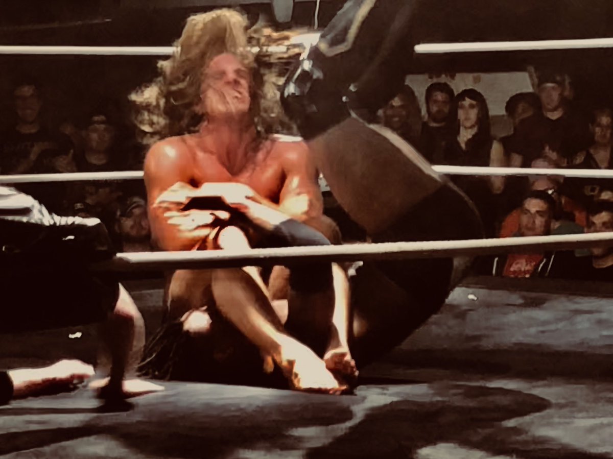 Check out my chat w/ the #KingOfSwerve &amp; the #KingOfBros on #MVTWOW!   <a href="/SuperKingofBros/">Matthew Riddle</a> <a href="/StricklandShane/">Stevan Online</a>  Listen: bit.ly/2hDYL8K