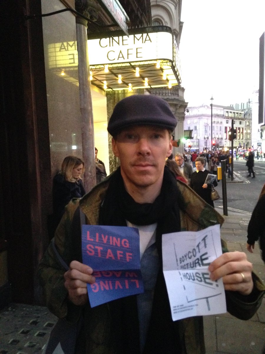 RitzyLivingWage's tweet photo. Oh MAMMA 😍 Look who turned up and supported us tonight during @CPHLivingWage @CentralPictureH picket!! Thanks @cumberbatchweb #LFF2017 https://t.co/uzwrDx9k63