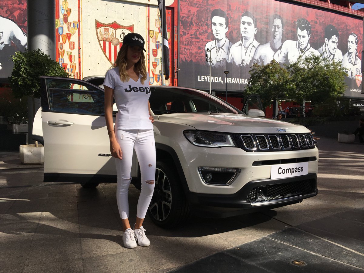 Jeep_es's tweet photo. Os dejamos algunas imágenes del paso del #CompassTour de #JeepCompass 🚙 por la ciudad hispalense. Próxima cita: 👉Madrid (20-21 Octubre) https://t.co/24pyoR016U