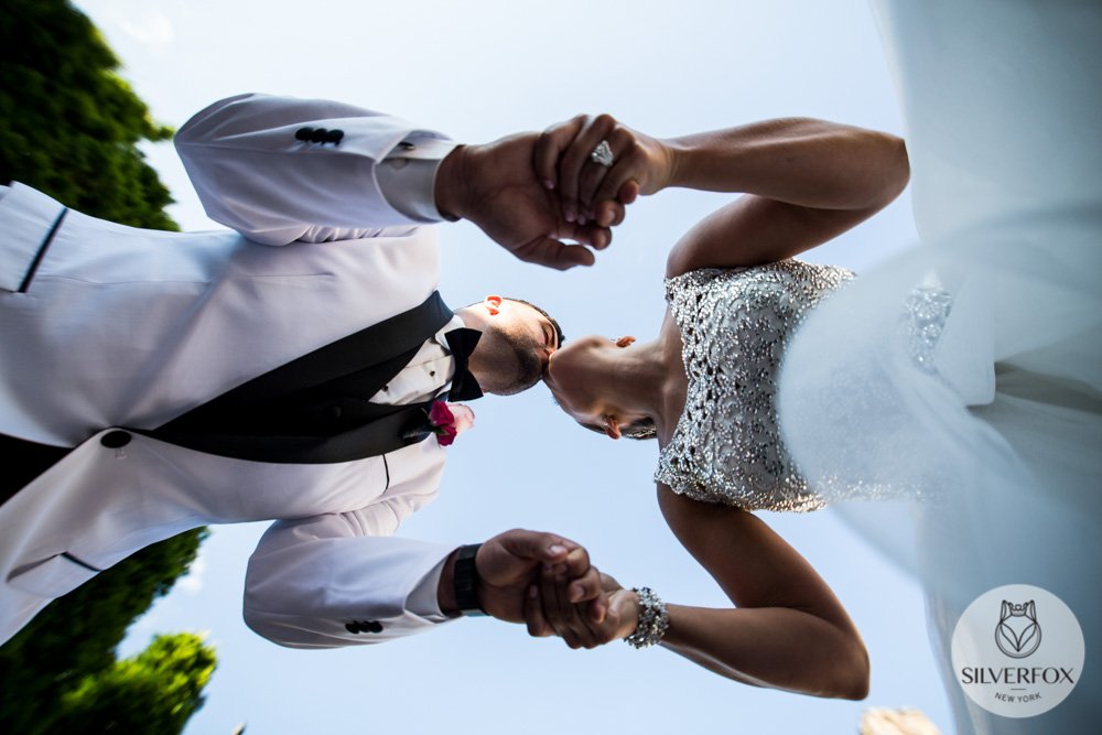 silverfoxphoto's tweet photo. #FoxyFeature Kimberly and Michael <3 Fairytale Love Story #SilverFoxy https://t.co/MDU2jgbTYq #tbt #weddinghour #brides #bridesmaid https://t.co/C1cQXDeHLK