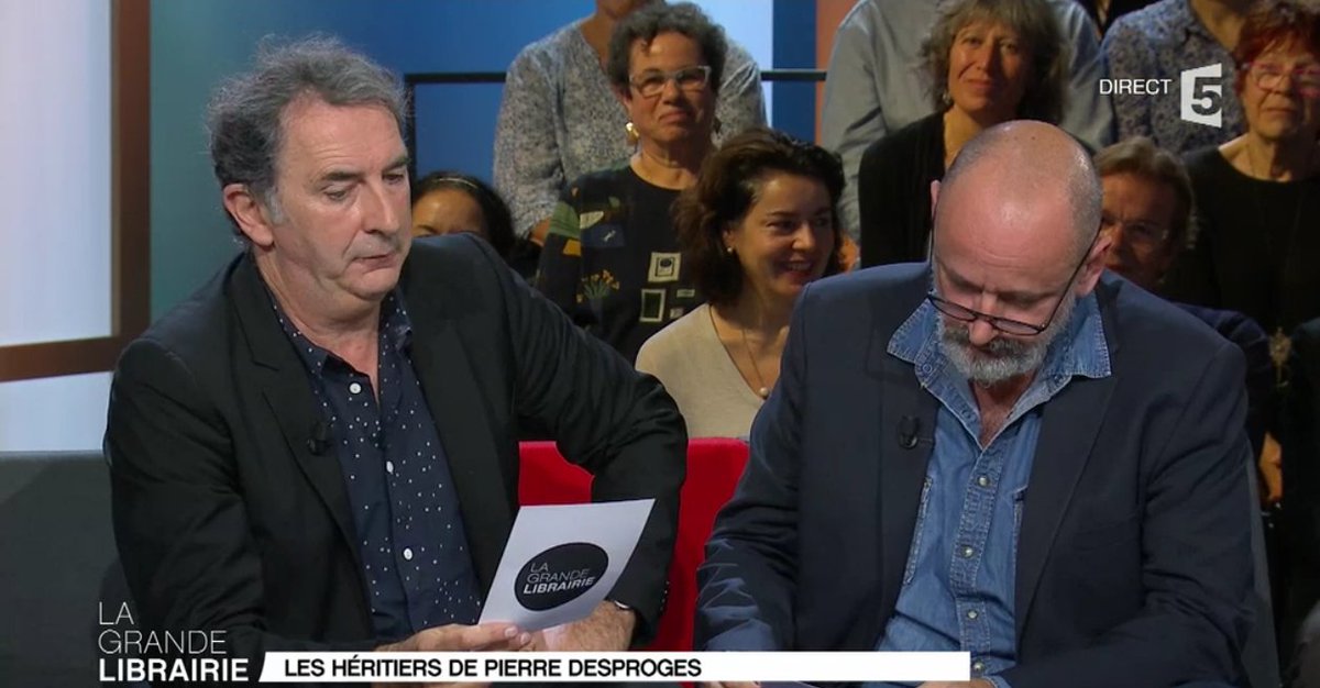 La Grande Librairie (@grandelibrairie) on Twitter photo "Vivons heureux en attendant la mort" de Pierre #Desproges par <a href="/DanielMorinOff/">Daniel Morin</a> et #FrançoisMorel en #direct @France5tv "Vivons heureux en attendant la mort" de Pierre #Desproges par <a href="/DanielMorinOff/">Daniel Morin</a> et #FrançoisMorel en #direct @France5tv