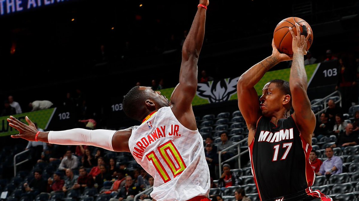 Report: Heat's McGruder out 3-6 months with stress fracture in his leg bit.ly/2yjvSZd?utm_me… https://t.co/fA0l16CxZr