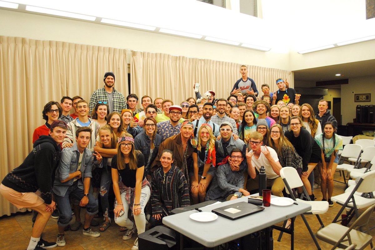 Thank you to the lovely ladies of Alpha Phi for attending our Hippies and Hipsters Lip Sync Battle last night! We all had a great time 🎤👏🏼