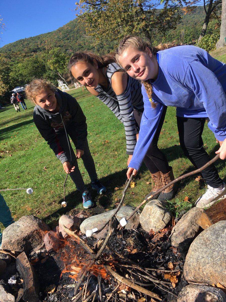 medblakelmc's tweet photo. Back at home base roasting marshmallows #blakeatnc https://t.co/sYadDZRsT7