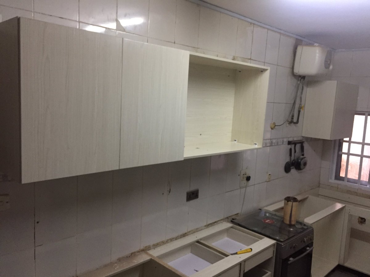 sinesignature's tweet photo. #laminatedkitchen #interiordesign #proudlynaija #nodaysoff #sinesignature https://t.co/UgX61TRBal
