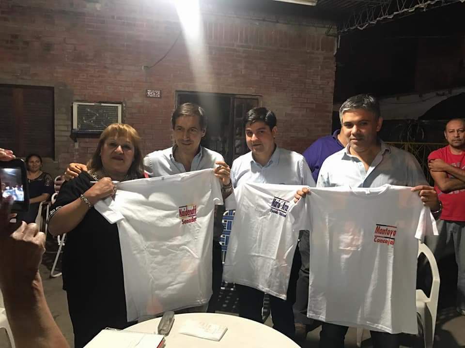 Mario Arce (@marioarcearg) on Twitter photo Junto a vecinos del barrio #SanFrancisco acompañado por <a href="/luisnaidenoff/">Luis Naidenoff</a> y <a href="/MMontoyaok/">Miguel Montoya</a> #VamosJuntos Junto a vecinos del barrio #SanFrancisco acompañado por <a href="/luisnaidenoff/">Luis Naidenoff</a> y <a href="/MMontoyaok/">Miguel Montoya</a> #VamosJuntos