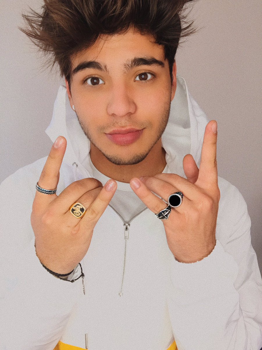 villalobossebas's tweet photo. ✖️✨ https://t.co/Z4XxyVPuA1