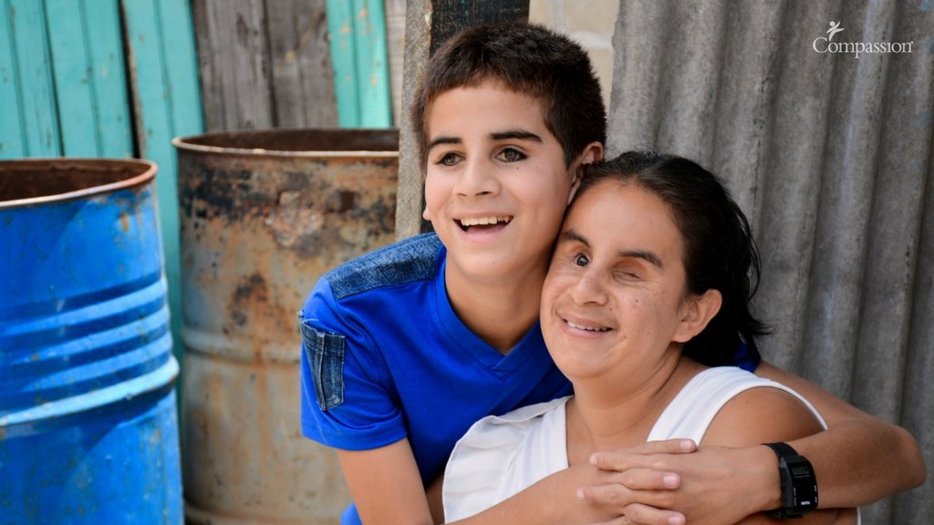 As a #blind boy, I move all around my community with my stick. I go by myself and run some errands.” - Neyfer, 12, Honduras

#WorldSIghtDay