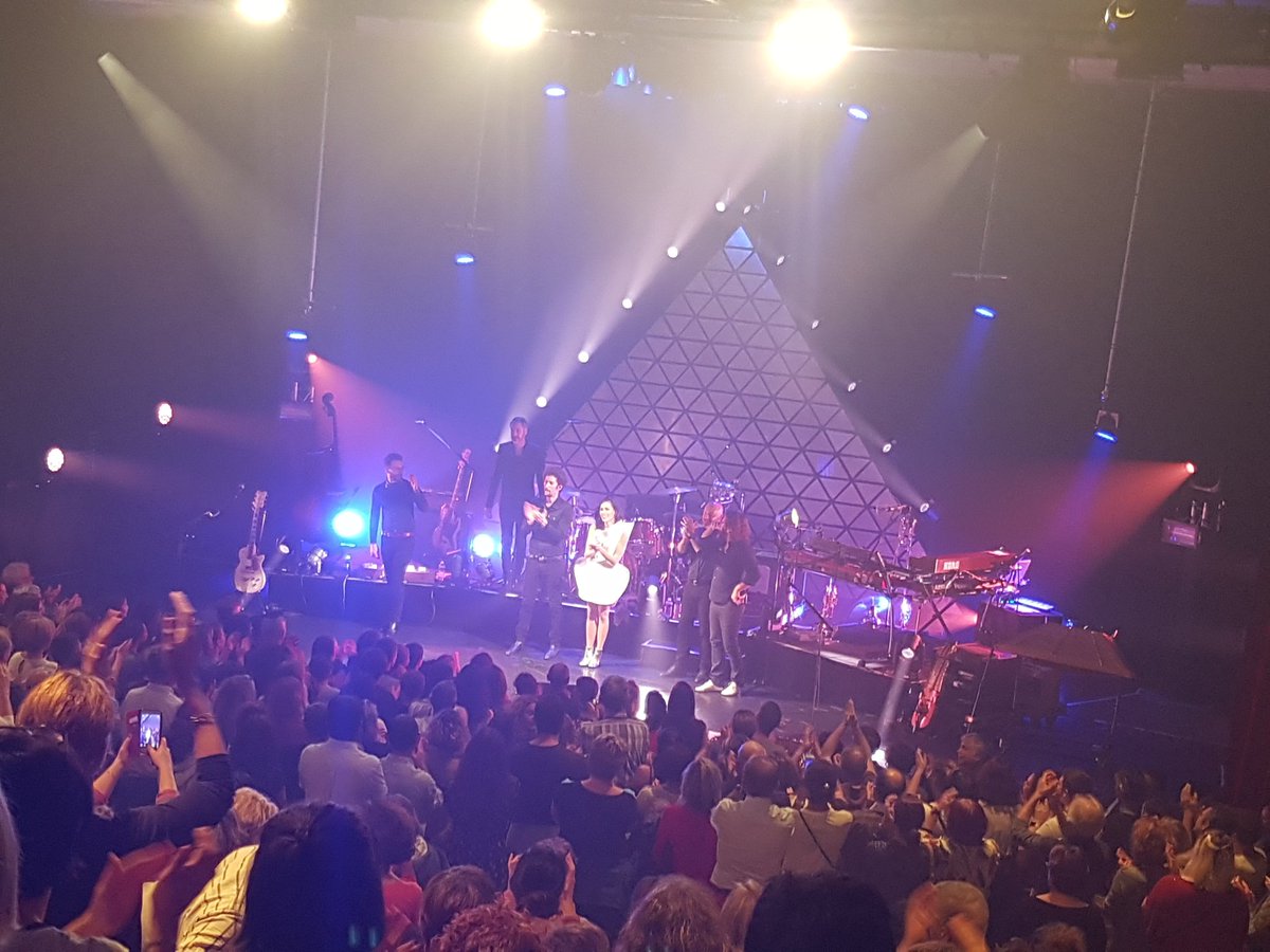 dweelves's tweet photo. @OliviaRuiz merci à vous d'être venus à côté de chez nous @VilledeCusset  encore 1 concert génial qlq mois après l'@lacoope; un grand merci https://t.co/Hs7YyUTLZh