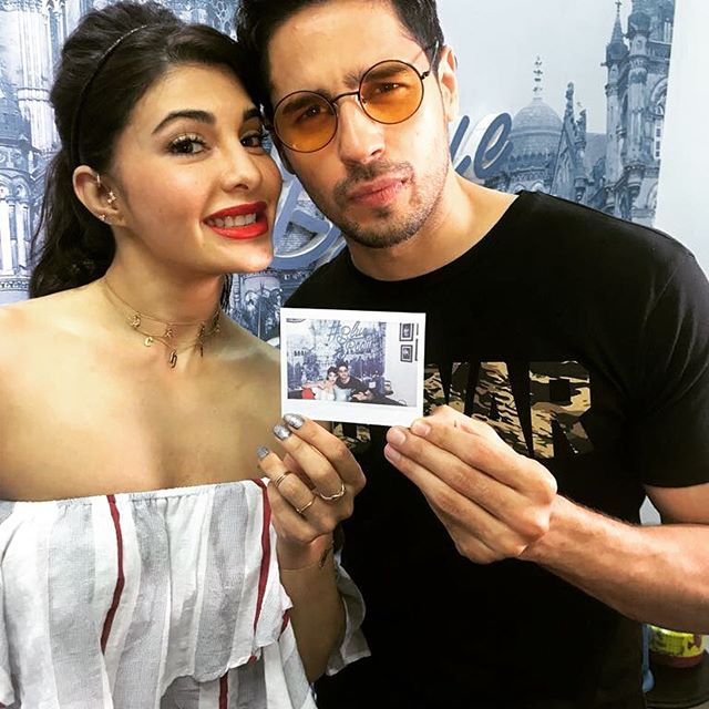 S1dharthMa's tweet photo. From #twitterblueroom ! #AGentleman @Asli_Jacqueline https://t.co/sXLeW9EsDu