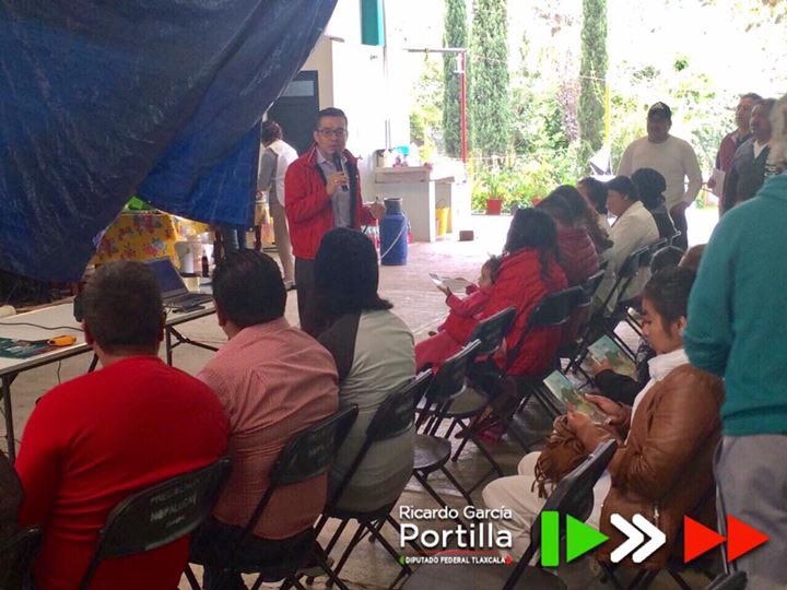 RGPortilla's tweet photo. Gracias a #SantaAnitaNopalucan. Es un gusto saludarnos hoy y siempre para promover juntos causas que nos identifican como tlaxcaltecas.#AvanzamosJuntos @DiputadosPRI @pritlaxcala https://t.co/Xr78XX8IjJ