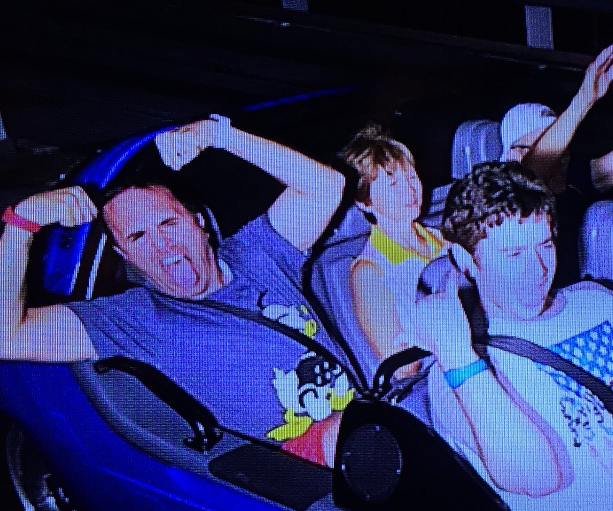 DaveLanuti's tweet photo. Ruining otherwise perfectly good family photos (with other people's families). 😜 #SingleRider #ShorterLine #TestTrack https://t.co/jeYXtlkUyt