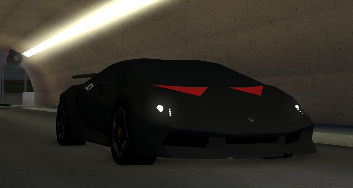 RegaBlox's tweet photo. I built a Sesto Elemento 2 years ago, and now it's reborn. Credit to @TlPOU for doing a great job meshing it. https://t.co/FHr3pINlNg