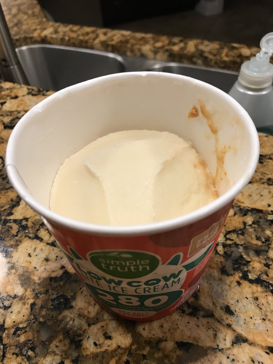AshleyShotts's tweet photo. @SimpleTruth4U not sure if this was supposed to have a seal but it's a little unsettling when it doesn't. https://t.co/xFg6u1nvNL