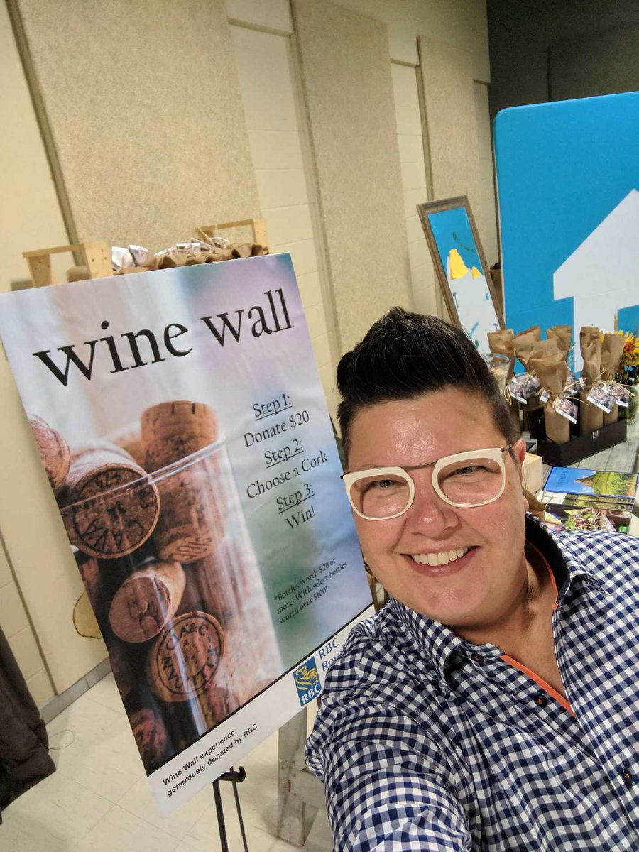 The_Auctionista's tweet photo. @HabitatWDG doing a great job of integrating the #CauseConnect at the #WineWall and #PlaceSetting #TheAuctionista https://t.co/yDYBnpzwQ7