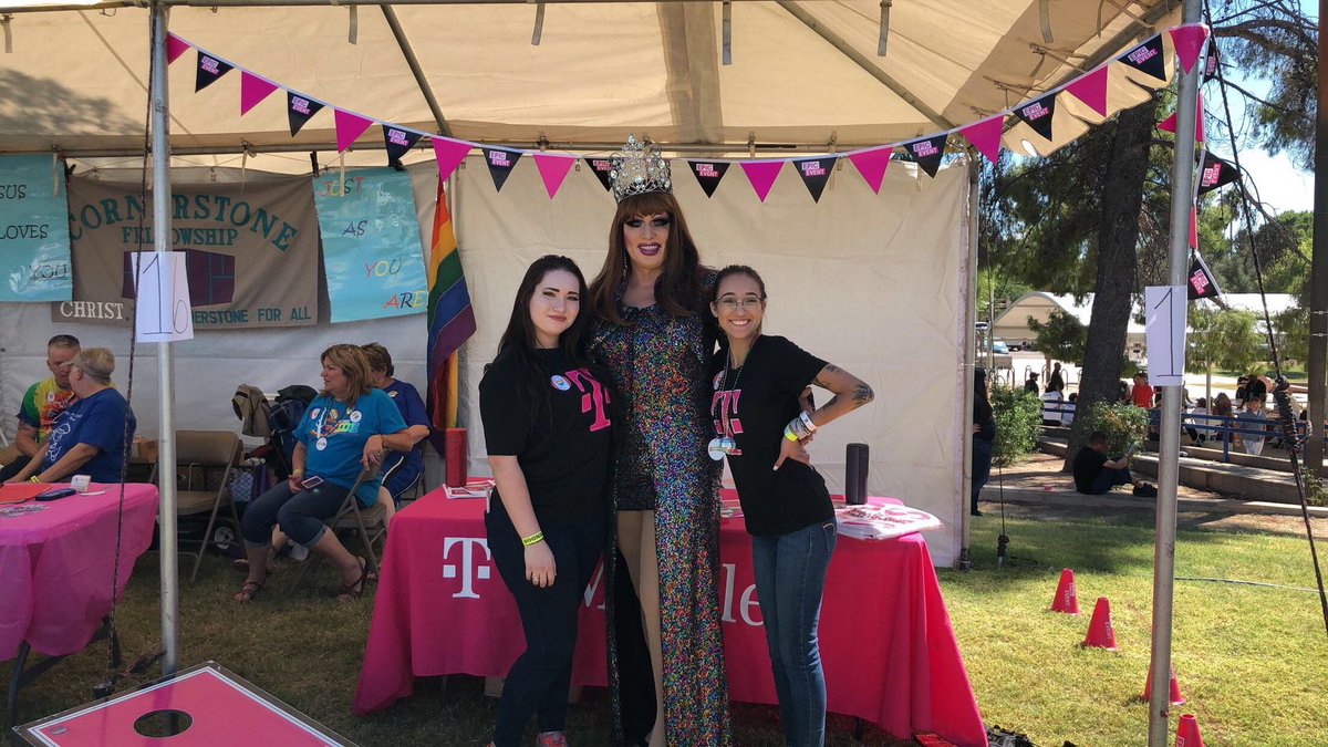 eeMoneyyy's tweet photo. Pride event time! Come see us! @Salvarez0825 #M1AZ #Mobileone https://t.co/WY1zApUsfR
