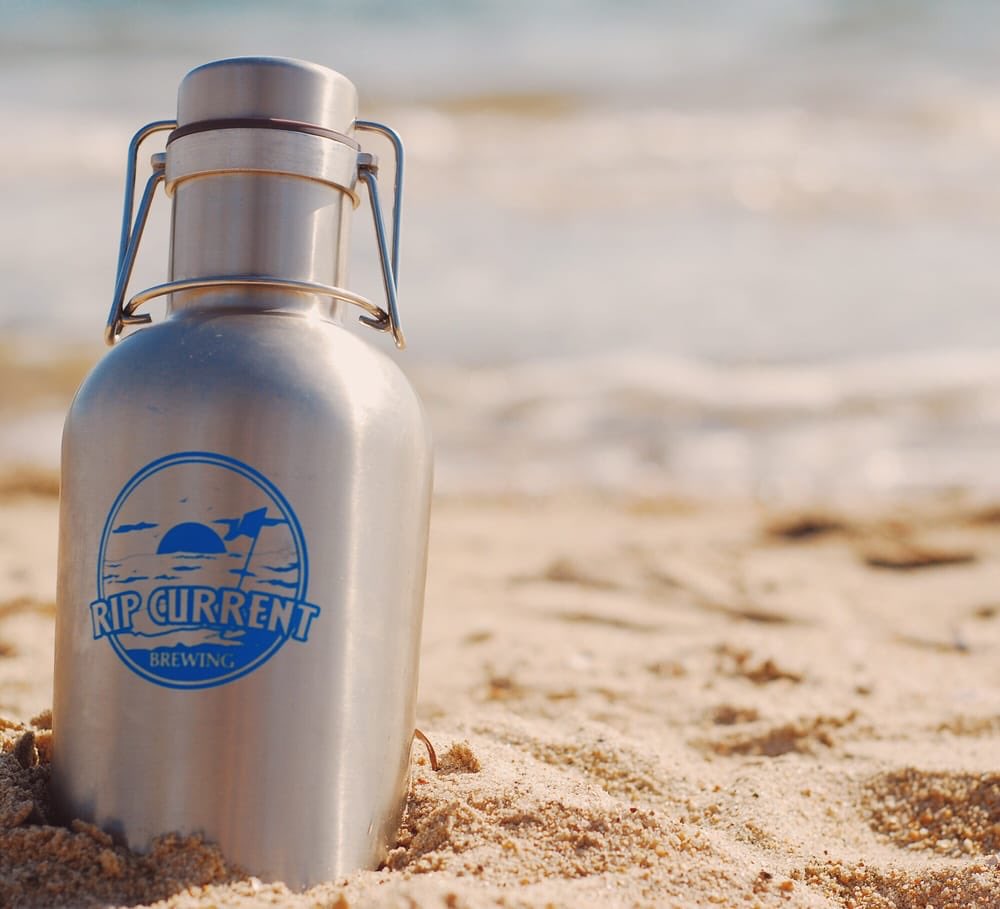 Get those growler fills for the weekend! ☀️🍻 🌊