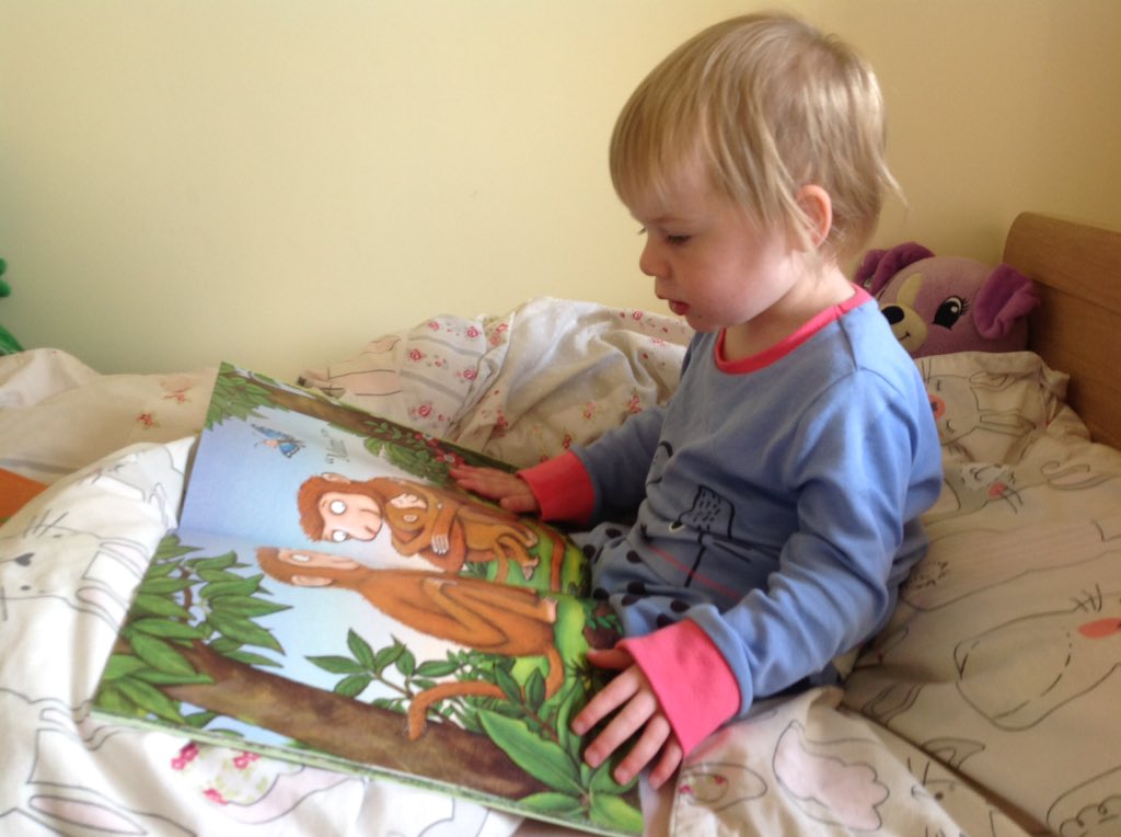 battynatty29's tweet photo. @bundles_ofbooks My daughter loves reading we have a different story every night before bed 📚 would love to win a subscription for her #bundleofbooks https://t.co/uIh84YMDaC