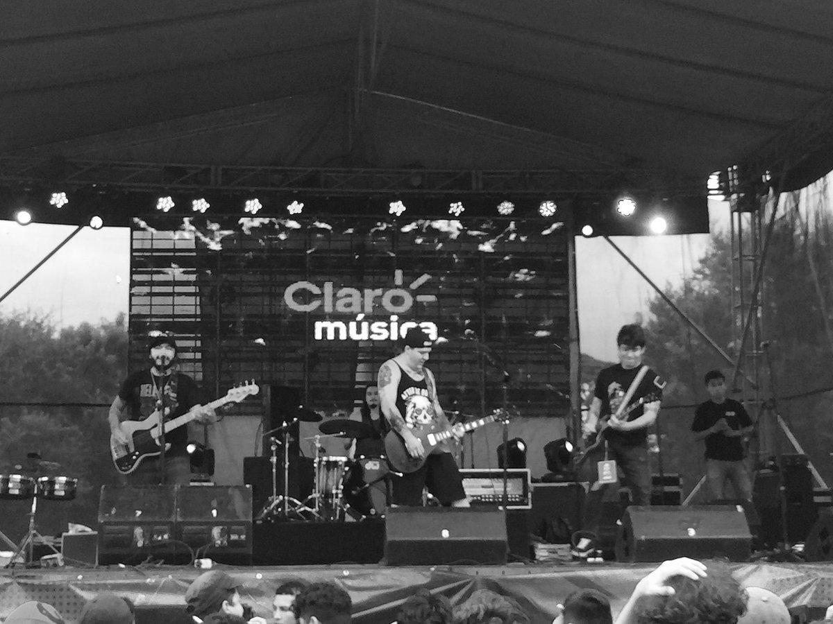 itselcheyo's tweet photo. Aguante al Punk Nica!!! en los 10 años de @LaRockFM #AñoXRockFM #Q69k https://t.co/R3CNxPllpi