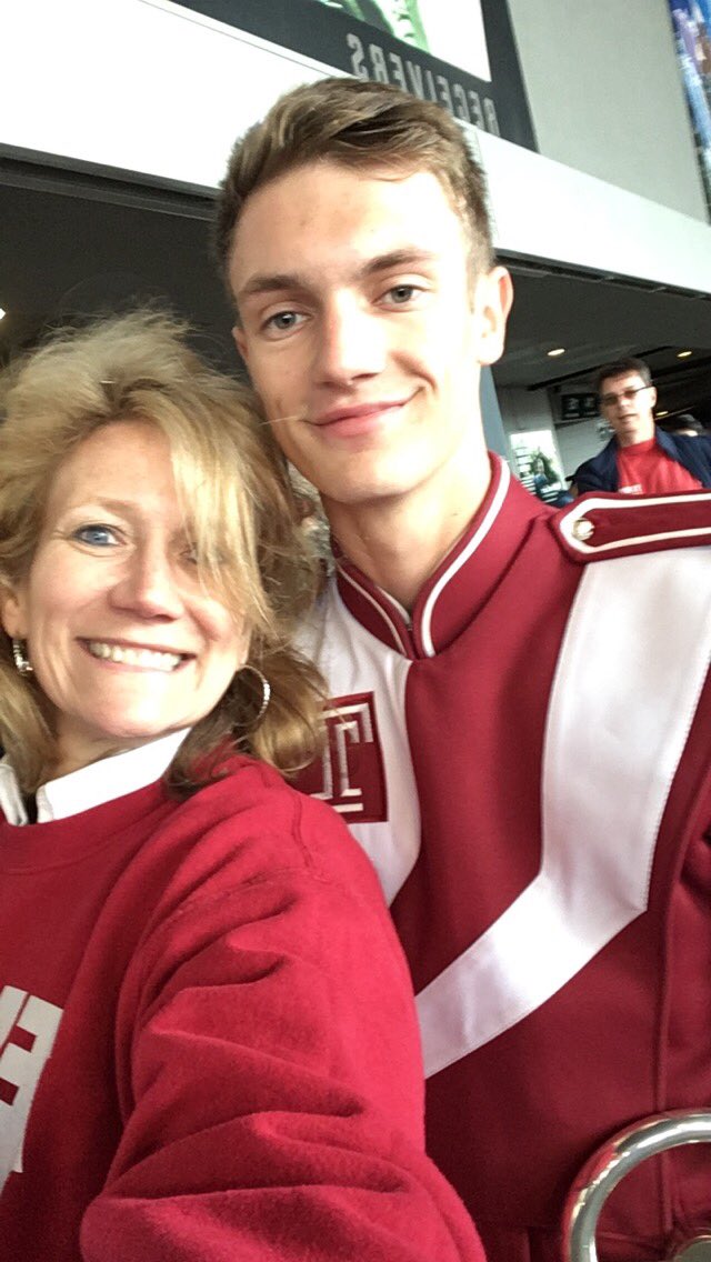 shinyhappymommy's tweet photo. Oh happy (game) day! #GDQ #tudmb #templemom #templefootball https://t.co/rtUKzBKABt