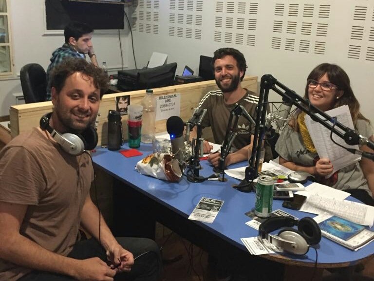 RLaOtra's tweet photo. #AHORA @Doleserok en #BolsaDeGatos 
📻 https://t.co/Tx0Os9vd8F https://t.co/LuQZqAu6wI
