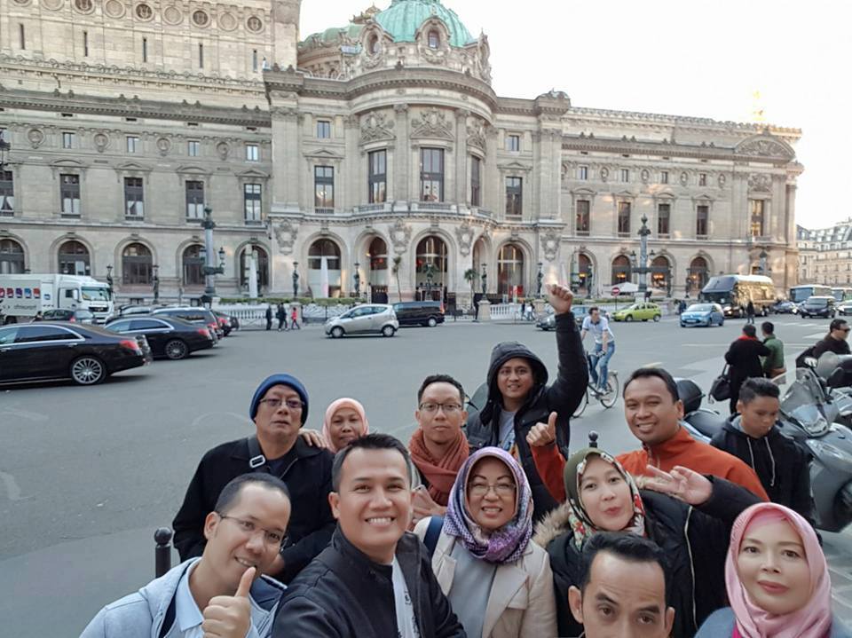 turezid's tweet photo. Yuk, update foto di Eropa ikut paket liburan West Europe Moslem EZ Deal di sini https://t.co/LFFsBMtOVc
#TurEZid #TurEZTrip #TurEropa https://t.co/fLWU2VR24e