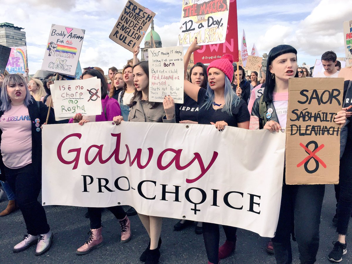Saibh200's tweet photo. March on Dublin #ARCMarch2017 @CatsForChoice @GalwayProChoice @parents_4choice @FarmersR8th @IRLBi @pb4p @SocDemsGalway @unaniharpist https://t.co/2QPIb6fEjI