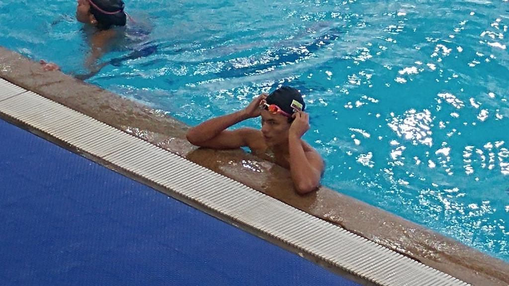 ECUADORolimpico's tweet photo. Sebastián Macías le da la segunda medalla a Ecuador al ganar el bronce en la prueba de 50 m espalda con 27s72d #Stgo2017 https://t.co/8368gpmMan