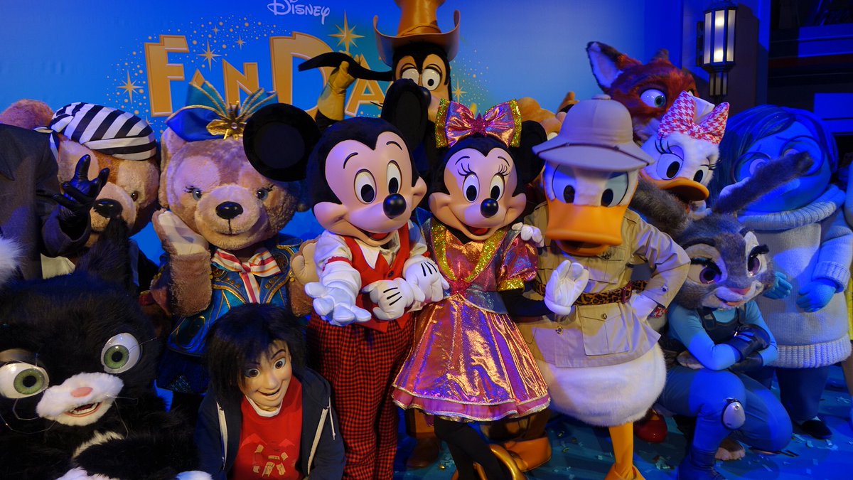 PixiedustDLP's tweet image. #fandaze #disneyfandaze #bloggersevent