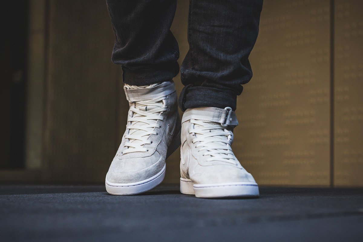 john elliott vandal sail