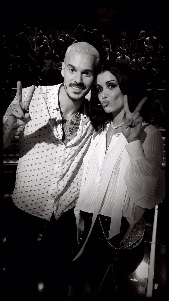 nikosaliagas's tweet photo. Friends on air @MPokora @JeniferOfficiel #TheVoiceKids https://t.co/jTXKXYE10b