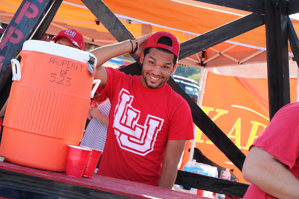 LamarUniversity's tweet photo. Tailgating before LU takes on Nicholls - kickoff at 7pm! https://t.co/O48UkURDkh