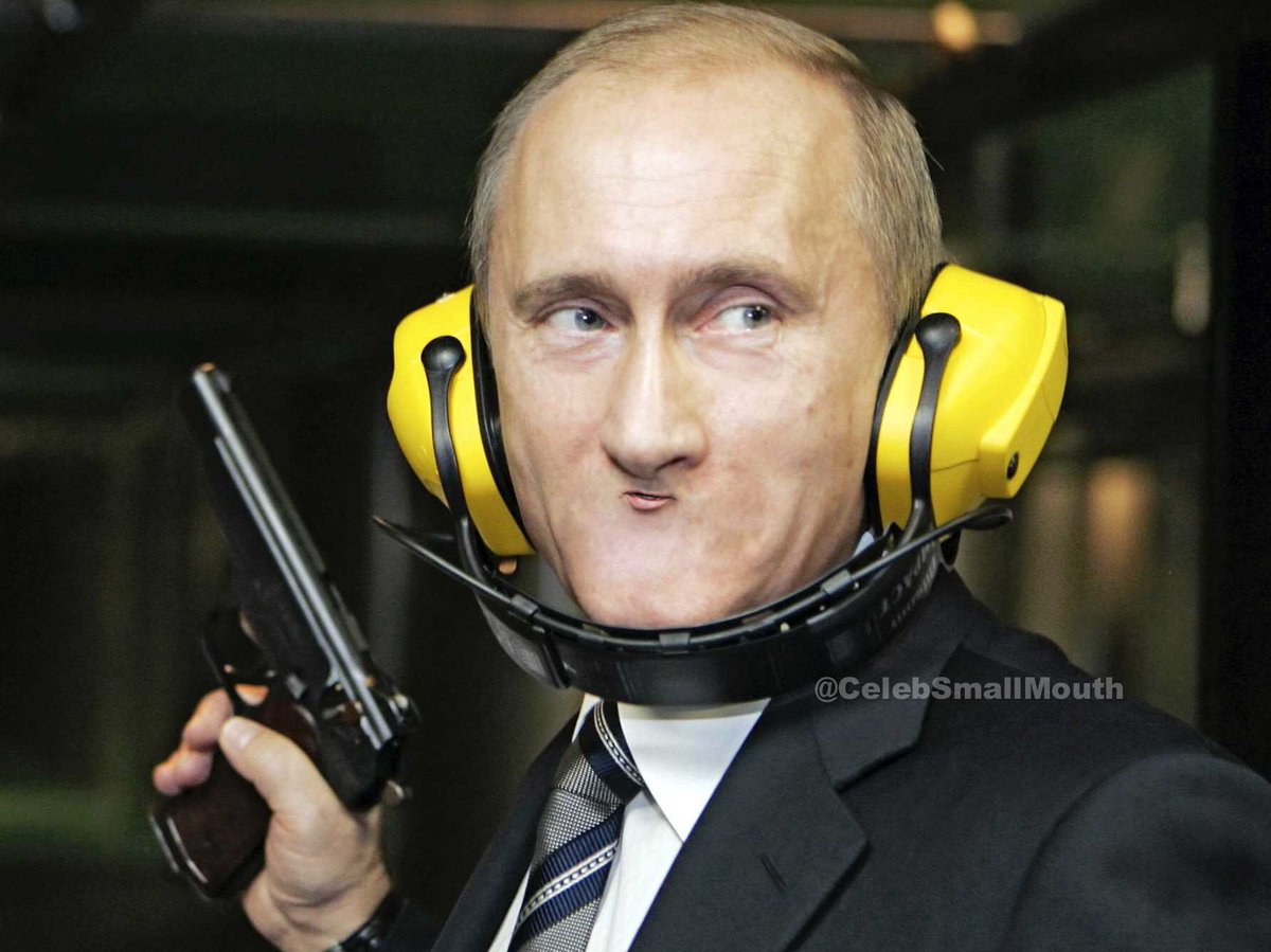 CelebSmallMouth's tweet photo. Some Russian dude https://t.co/eaBy9wf5fN