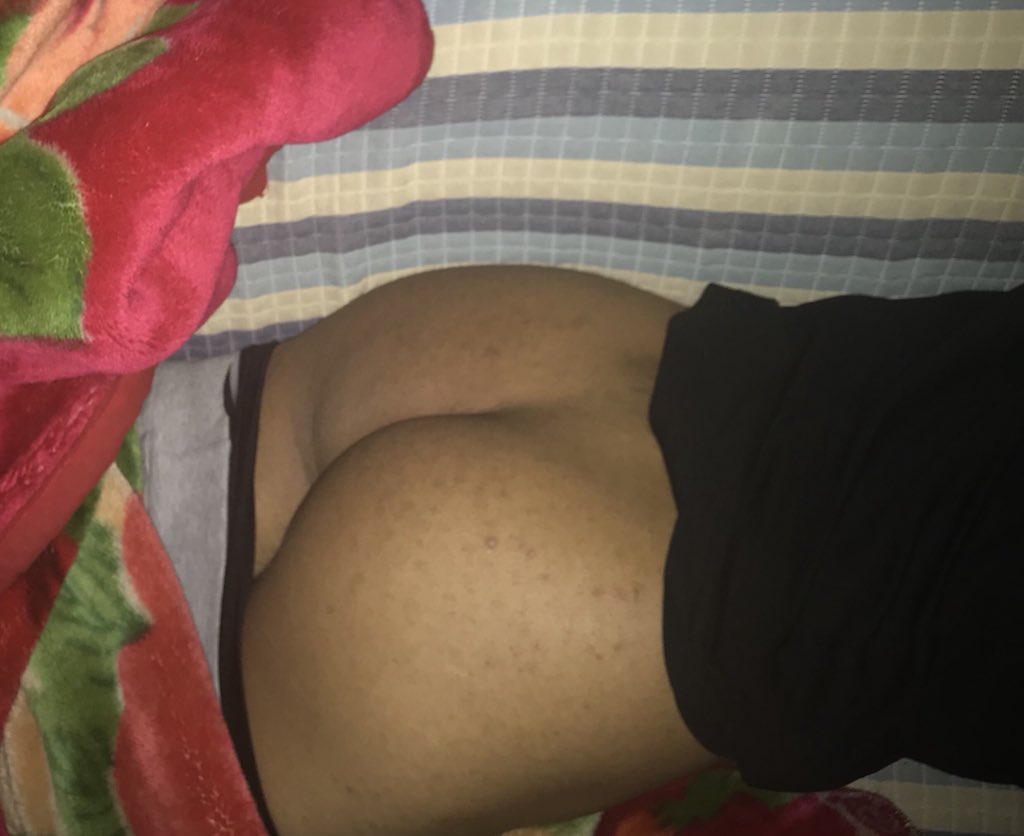 الي يبغا هذي بكره الصباح او الظهر يكون معرقه على طول ما يحتاج مزلق ولا شى ابغا موجب دب عنده مكان او يستاجر وكاش ٣٠٠