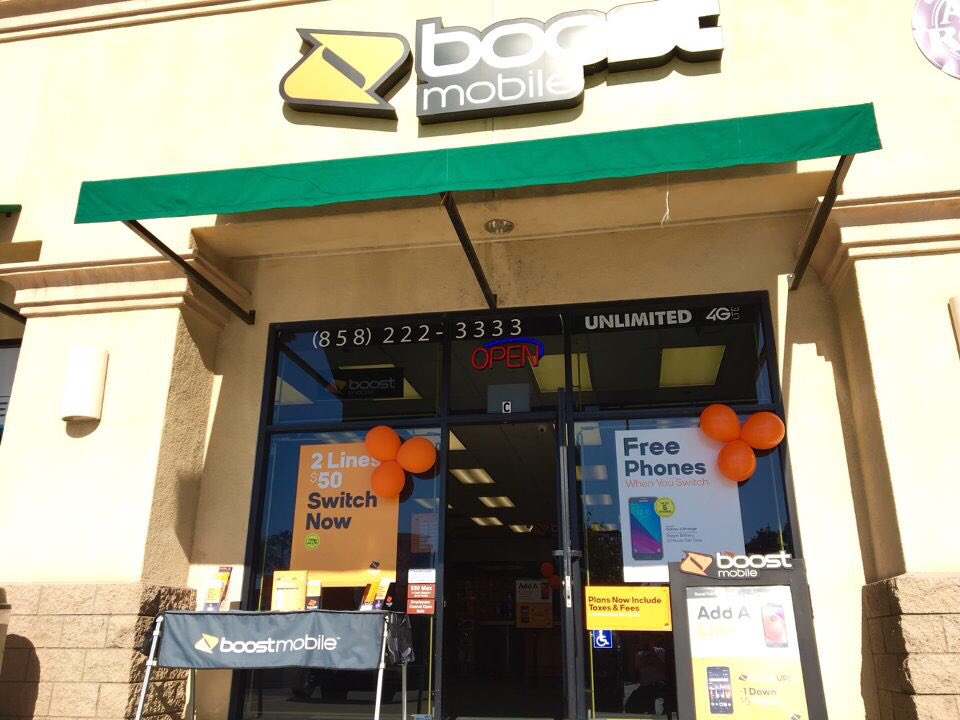 Last day‼️‼️😱😱 #FreemotoE4 #FreeAddALine #bestcustomerservice @OA_Marceco @SPG_PMadz <a href="/2020MobileInc/">20|20 Mobile, Inc.</a> <a href="/Alicia_SPG/">Alicia Gonzalez</a> <a href="/2020mobileesd02/">20/20 Mobile ESD02</a>