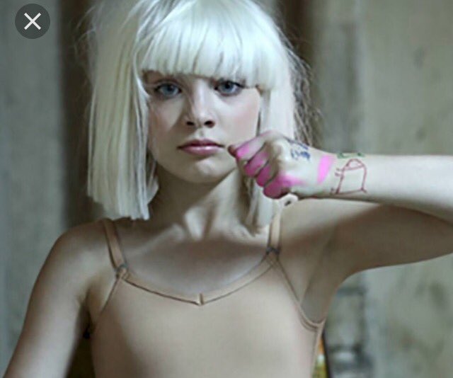 Alice__1515's tweet photo. @maddieziegler happy 15th xx https://t.co/EdrQ5nfYkl