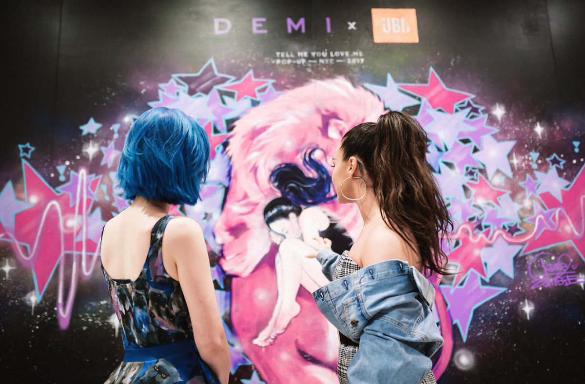 WeLoveYouDemi5's tweet photo. Iorazombie: @ddlovato Demi uriverse meets zombie universe 
😎👍 #lionheart #JBLxDemi https://t.co/nSJl0cFQAW