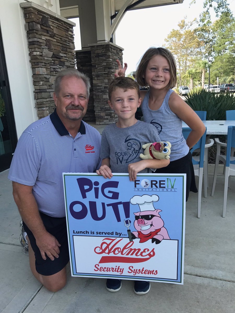 davefoster30's tweet photo. Great time with IV and Ani at the Fore IV golf tournament. All to find a cure for cystic fibrosis. #foreiv #compasspointe https://t.co/gSpfslilBG