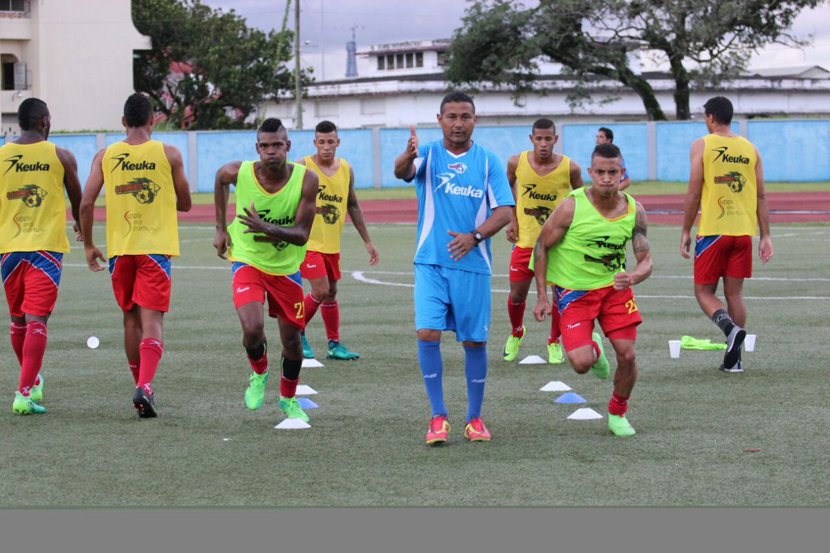 Calentamiento previo a nuestro partido ante <a href="/colonc3fc/">Colon C 3</a>