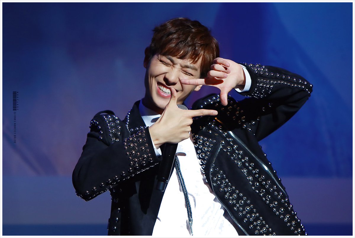 JUST2JOON's tweet photo. 170930 2nd Fanmeeting 'The Present' 이준 :: 이준씨러블리 내 마음속의 저! 장! >▽< ♥
( 1500px https://t.co/5jhu3ZvLjy ) https://t.co/caLvh5FmDX