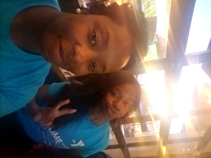 RunswithFaith's tweet photo. With my Sis @tiplips... #bejealous @Crowing2814 #always #whatIreallycareabout #SwiftTransitions #HumbledDaily https://t.co/9pOGQRL54W