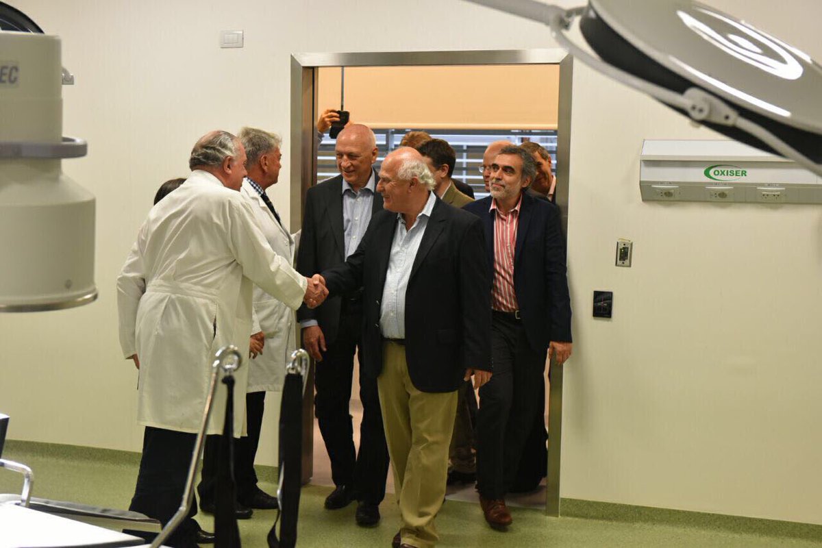 MiguelLifschitz's tweet photo. El hospital más moderno del país es santafesino y Santa Fe vuelve a ser invencible! El nuevo #HospitalRegionalVenado nos llena de orgullo! https://t.co/lMQOKua6Kz