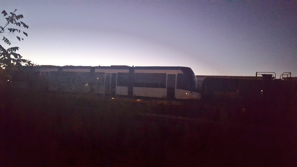 chrisjamesdrew's tweet photo. Thx @Canardiain 4 tip, found @rideIONrt LRV No. 2 just before dark. Battery 2 low 4 flash. Testing in KW soon! #wrLRT #onpoli #kwawesome https://t.co/NIbIU5pjs7