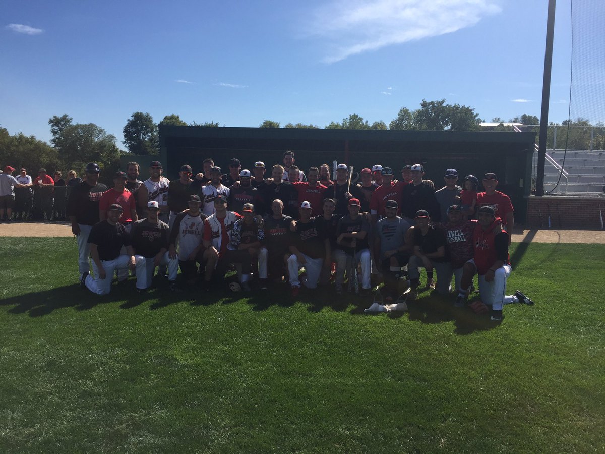 Jewell_Baseball's tweet photo. What a great Alumni Game! Great to see so many Cardinals coming back to support the current team. You guys are the best! #OnceACardinal #AlwaysACardinal #SkoCards https://t.co/xbh1tsxRp8