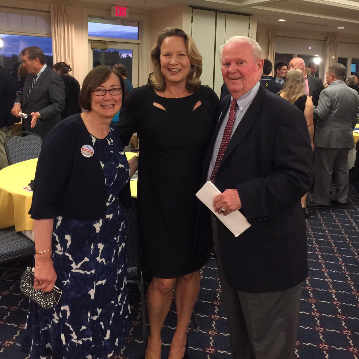 LDanksBurke's tweet photo. Got to introduce a hero, Coach Richie Moran, as he kicks off the campaign to #EncloseCass! #Hockeymom @CampaignforCass https://t.co/ykWEBKrSNQ