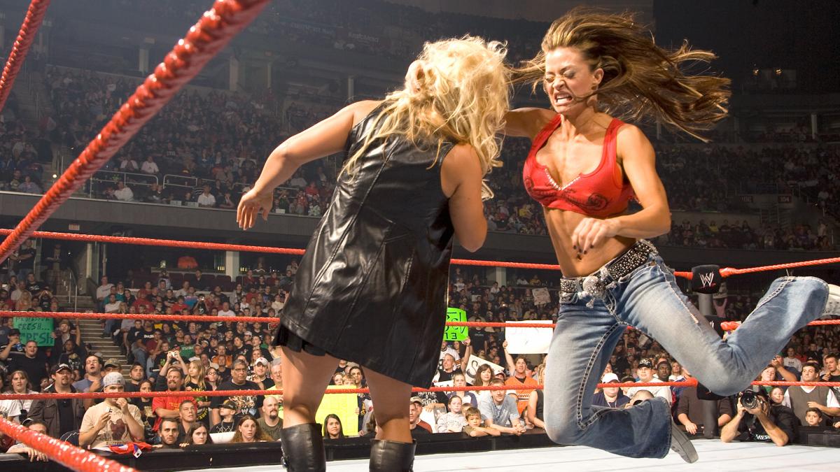 Classic Candice Michelle Photos/Happy Birthday Candice Michelle (GALLERY)  