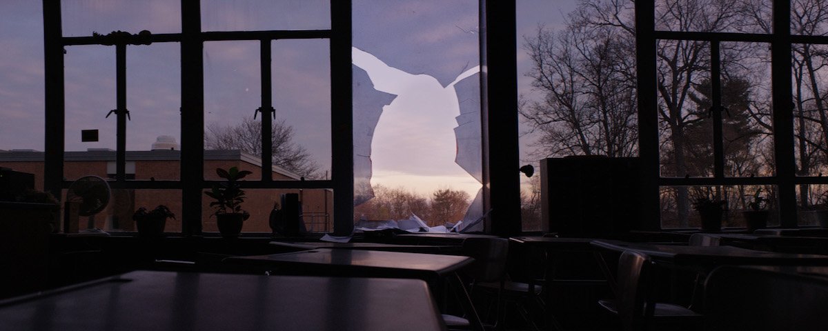 Here’s Why Super Dark Times Should Be On Your Radar
dreadcentral.com/news/254055/he…