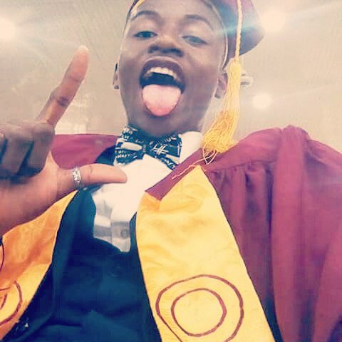 Ishola_Qudus_O's tweet photo. Still celebrating this great man.
Dr. Oluwatobiloba Abayomi Dada 
#OfficiallyADoctor
#DentistOfLife 
#Dr.Tobi
#FirstOfMany
#ProudlyNigerian https://t.co/vSowxhKJSq